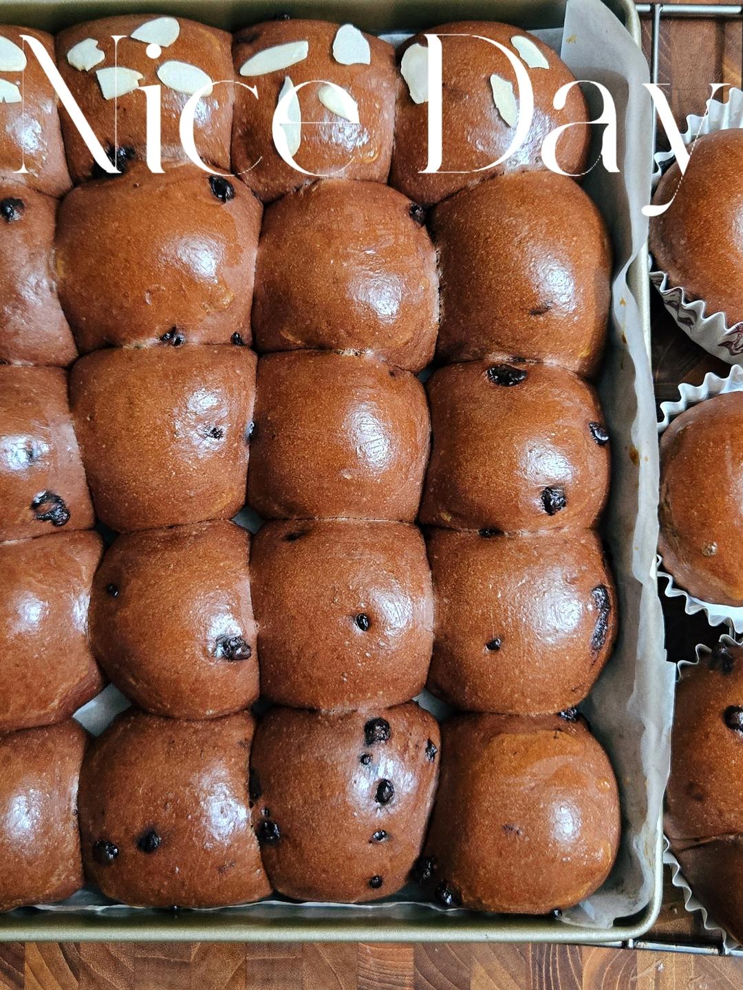 双重巧克力爆浆小餐包