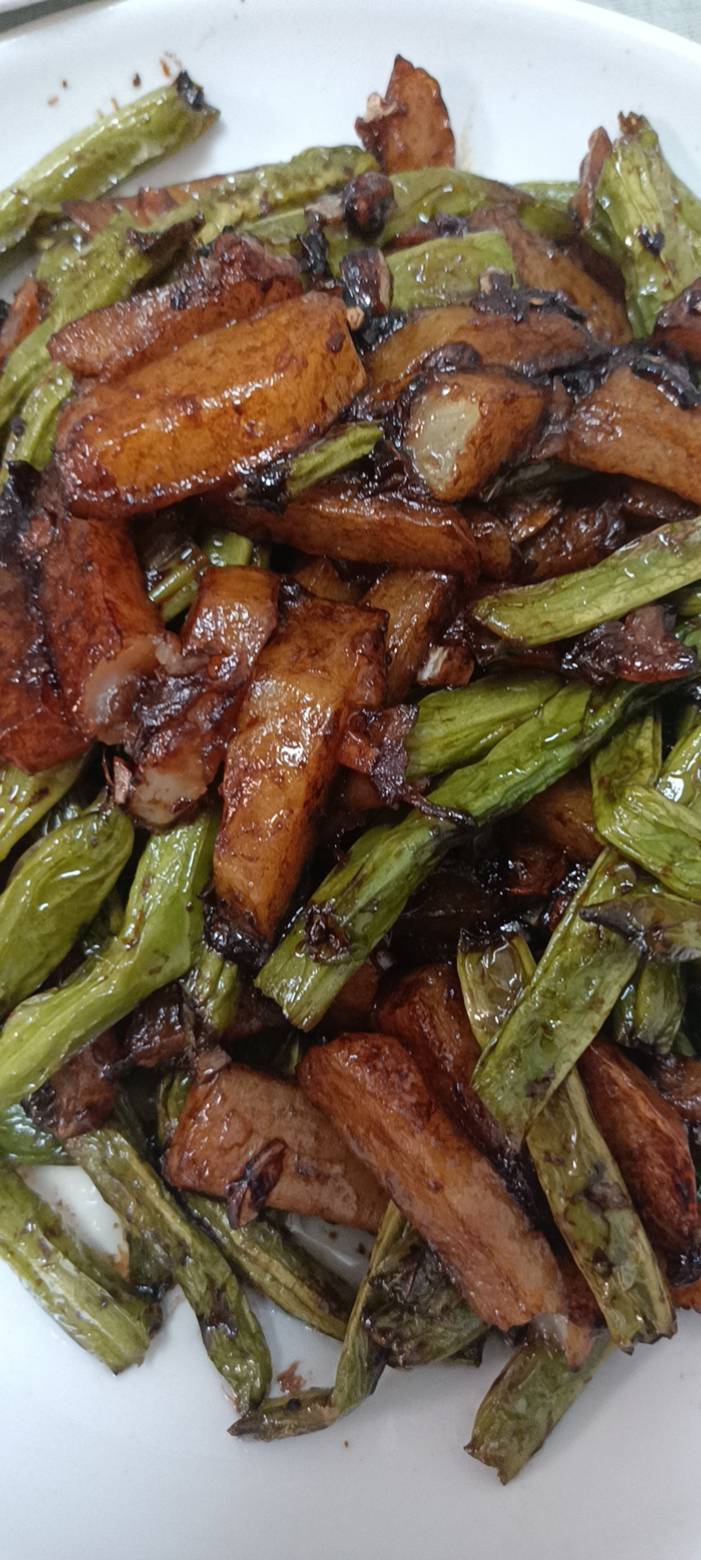 好吃到舔盘！酱烧土豆豆角