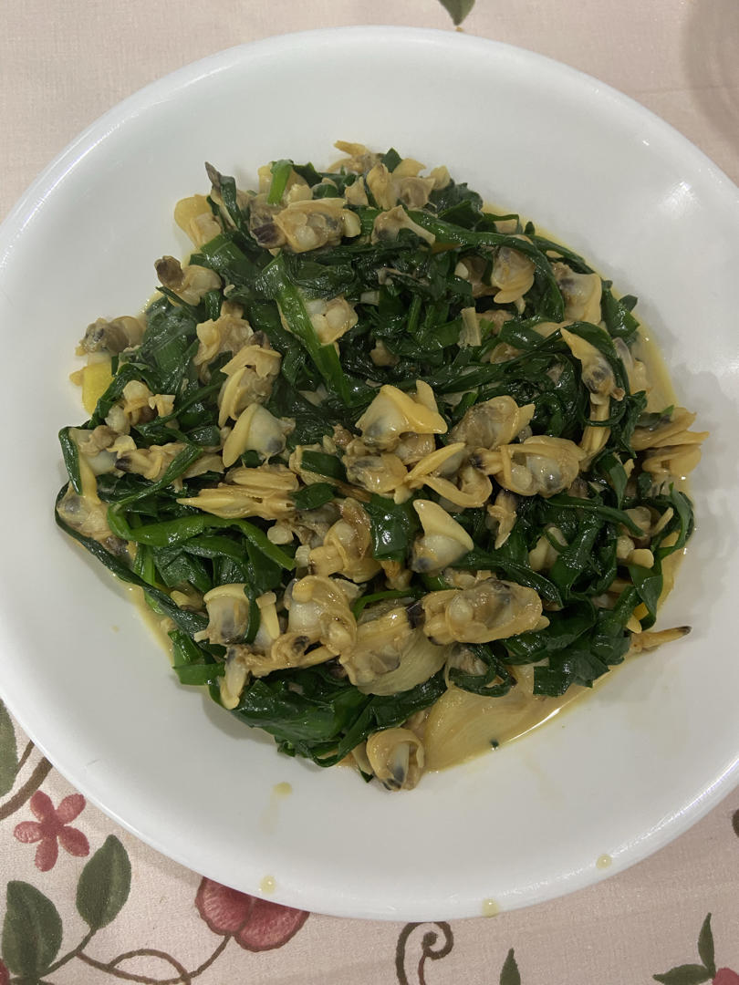 韭菜花炒花甲肉做法