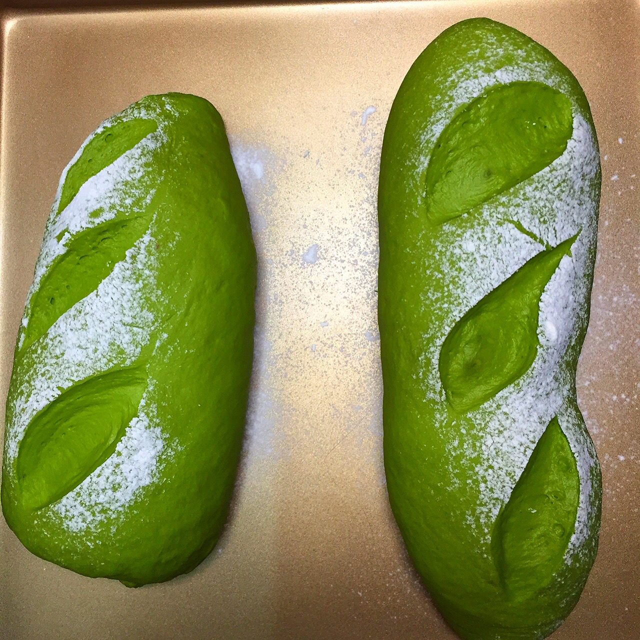 欧包口感的抹茶小面包（懒人操作纯面包机和面）