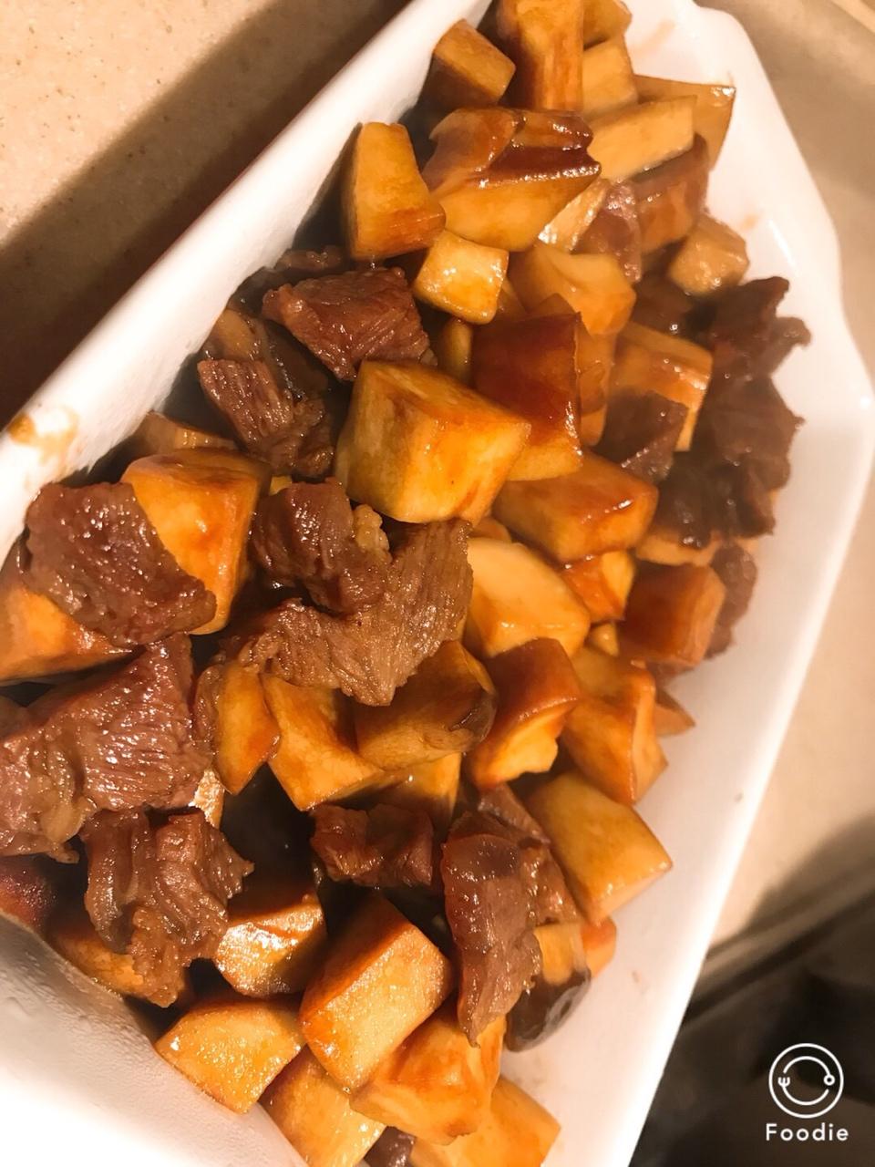 黑胡椒杏鲍菇牛肉粒