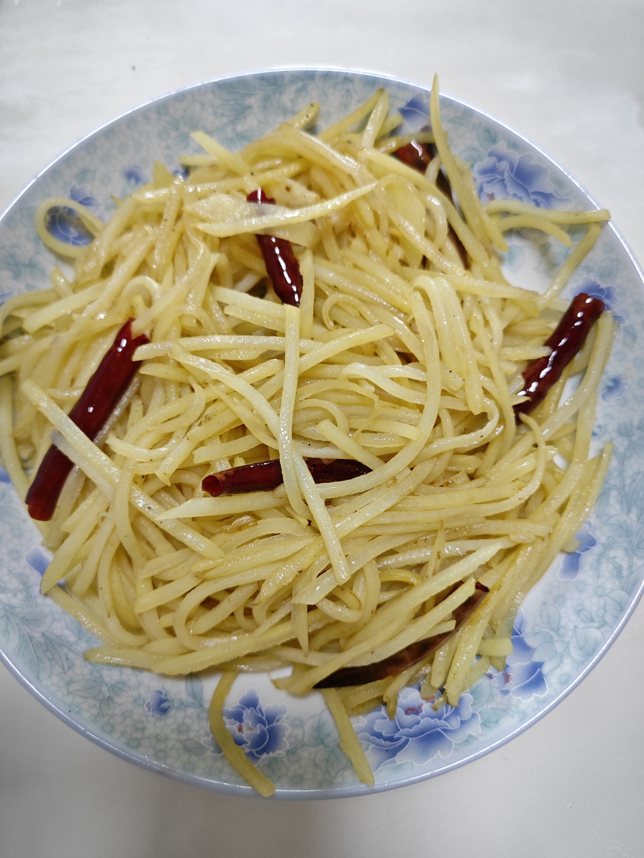 酸辣土豆丝的家常做法 超级下饭