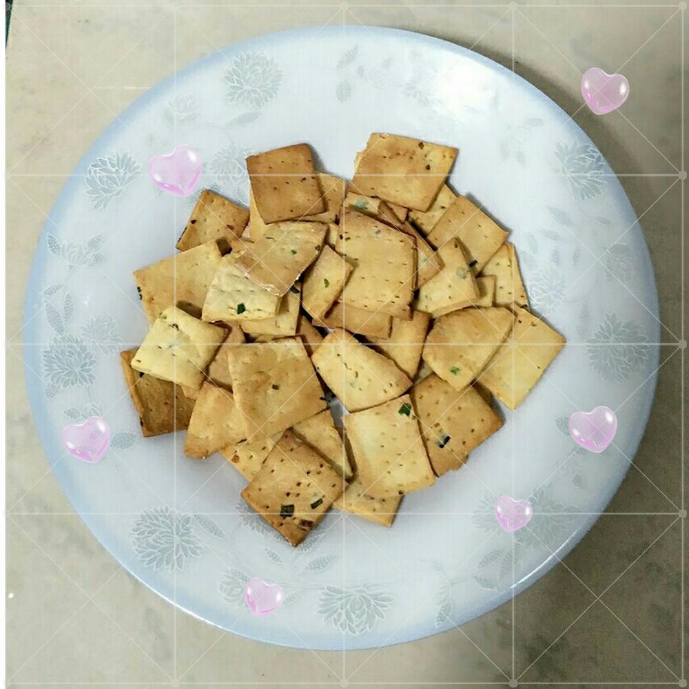 无糖香葱苏打咸饼干