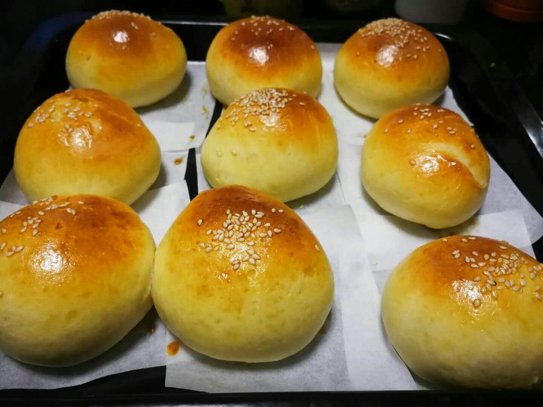 椰蓉奶香小餐包