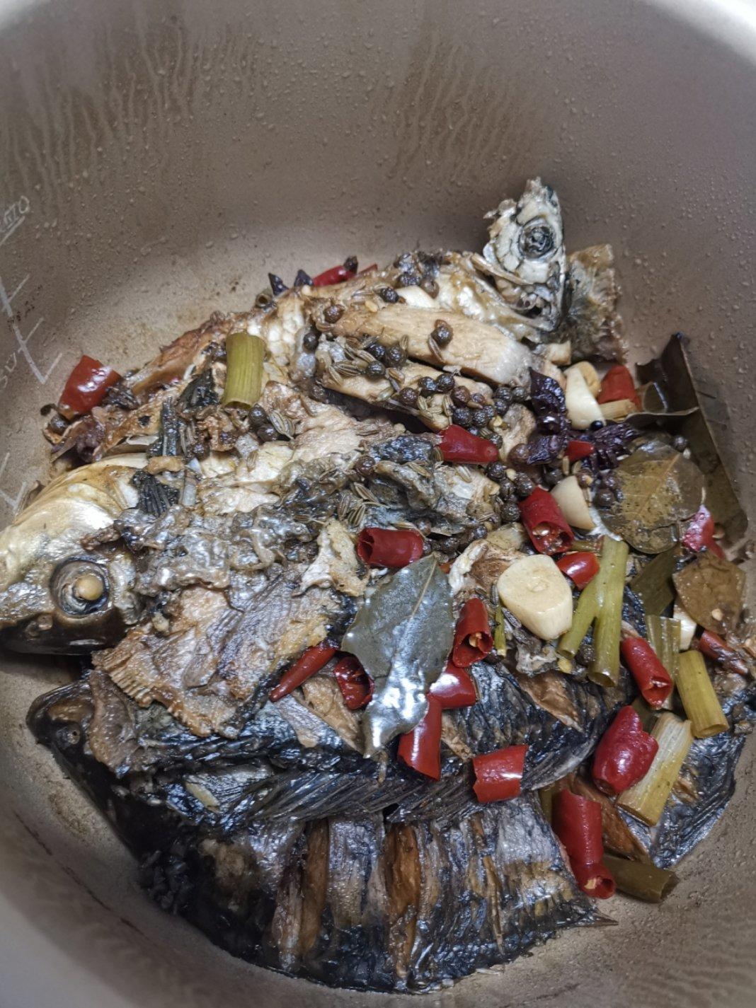 0521gbzm做的焖糟鱼