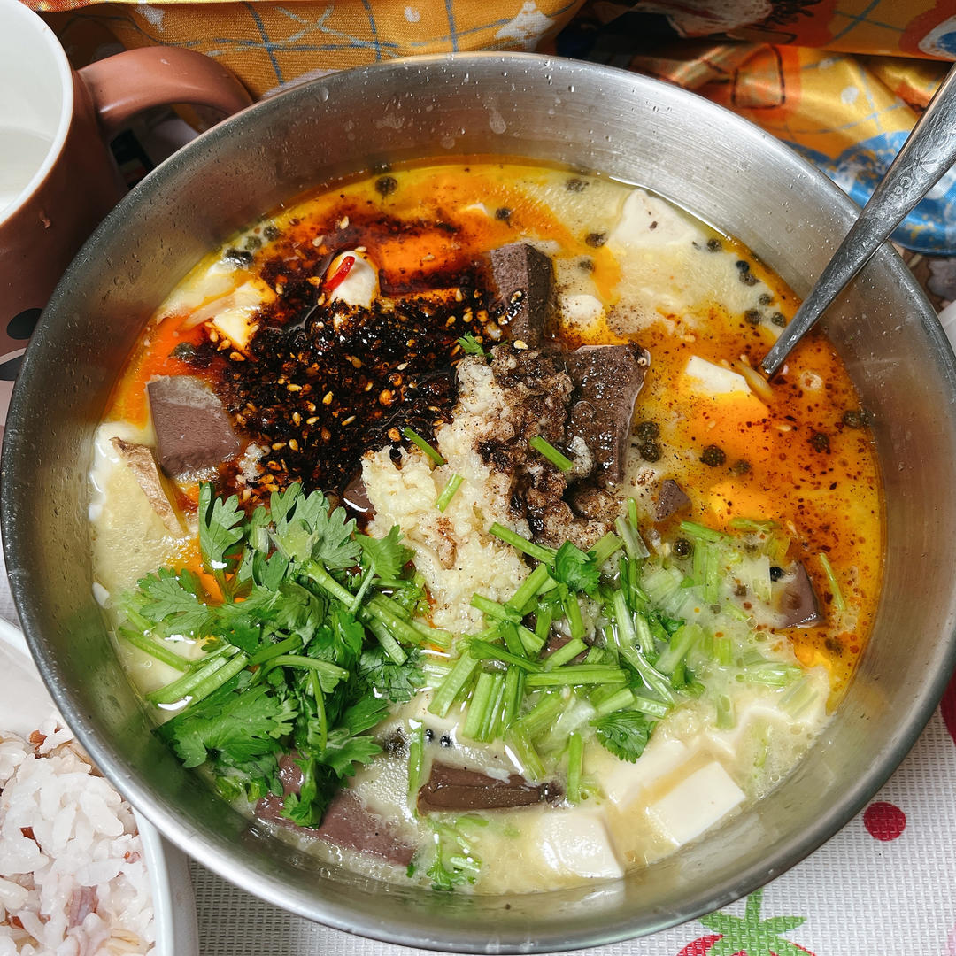 超级好吃的鸭血豆腐