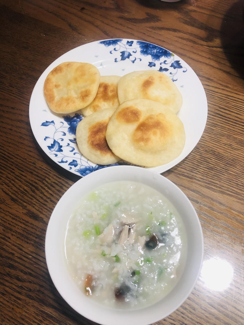 烫面小糖饼 柔软劲道 凉了也不硬 做法简单一看就会 附细节视频详解
