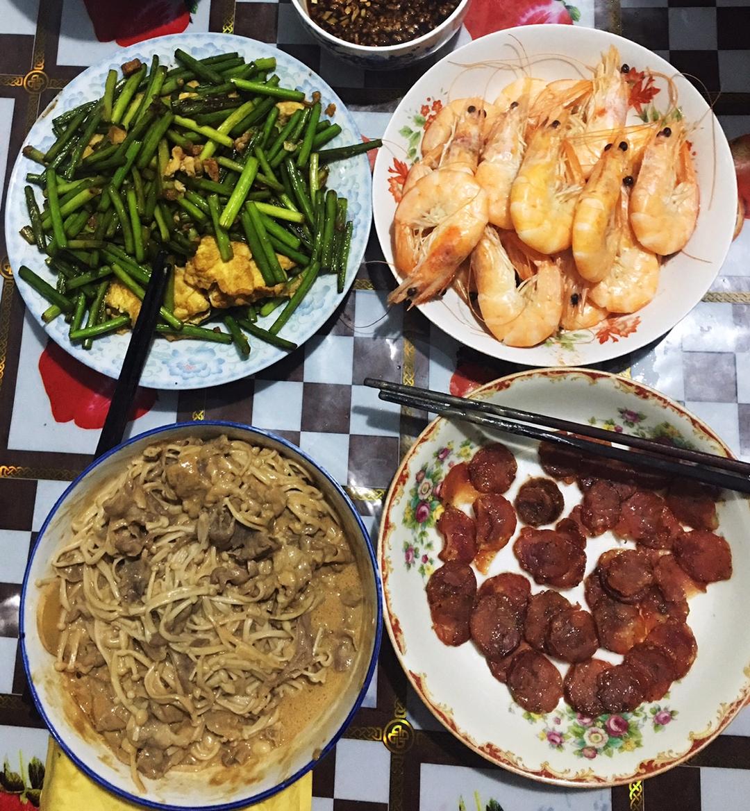 日食记ー麻酱金针菇肥牛