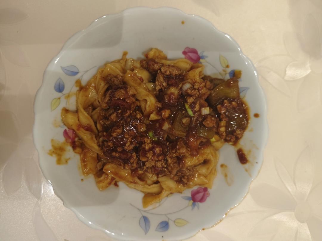 番茄肉酱拌面