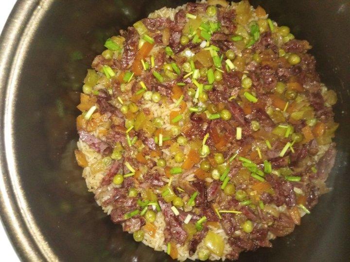 懒人必备～电饭煲腊肠焖饭