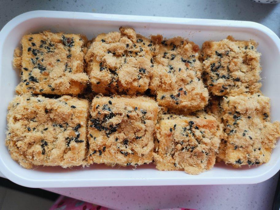 不输鲍师傅—松软美味不腻版海苔肉松小贝（内附超详细蛋白打发方法）