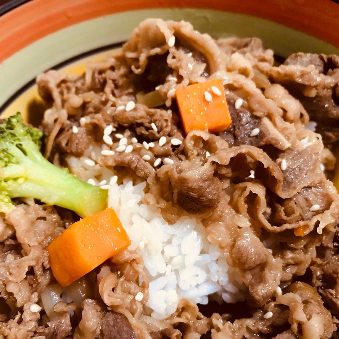 nicknicknicolas做的吉野家牛肉饭(牛丼)