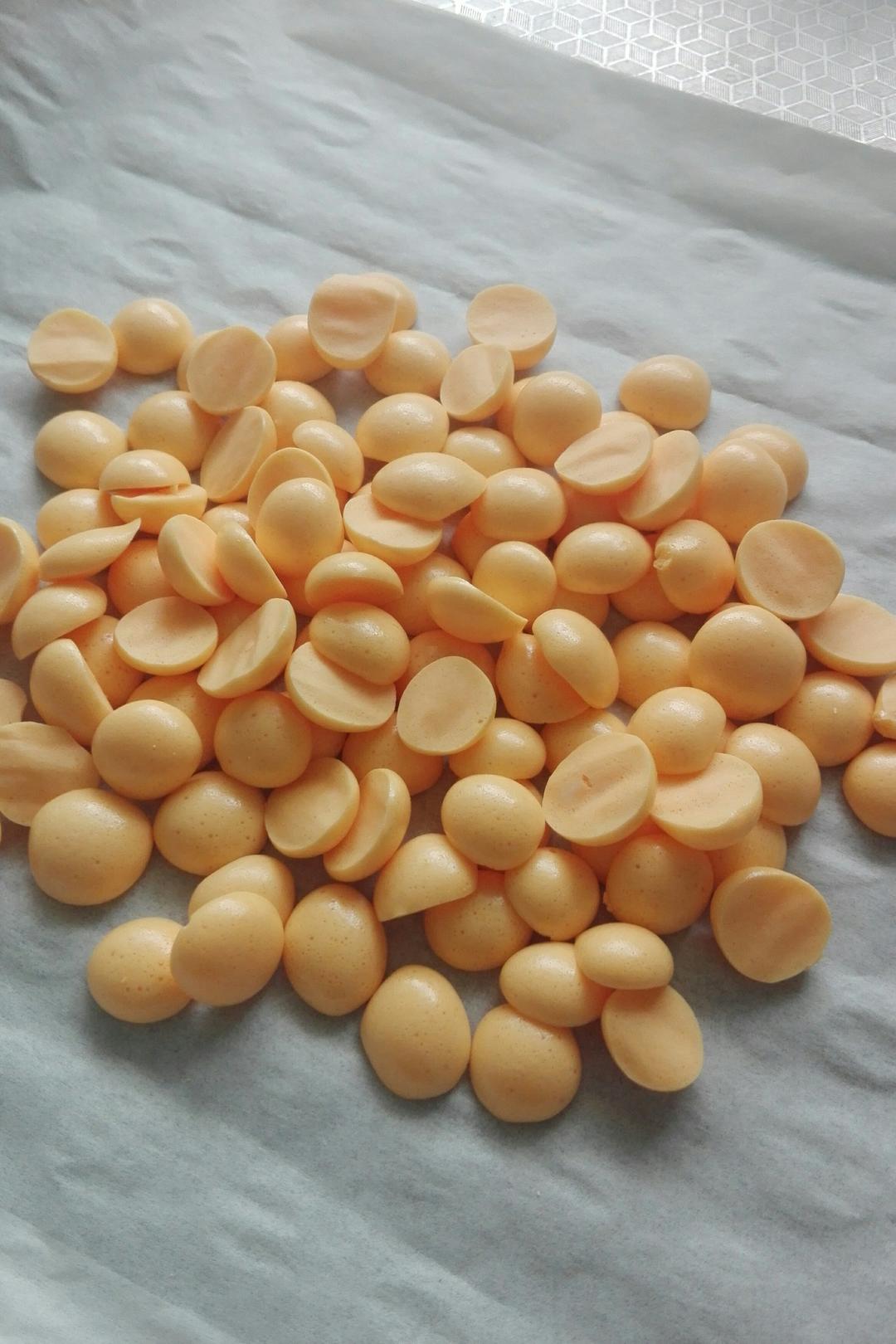 入口即化的无添加蛋黄溶豆