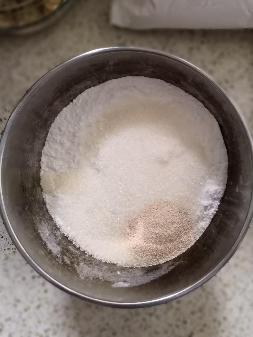 纯奶手撕吐司的做法 步骤1