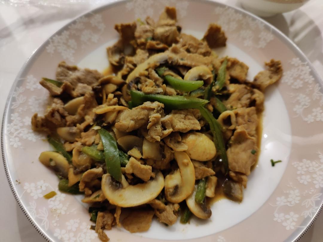 口蘑炒肉(强烈推荐太美味)