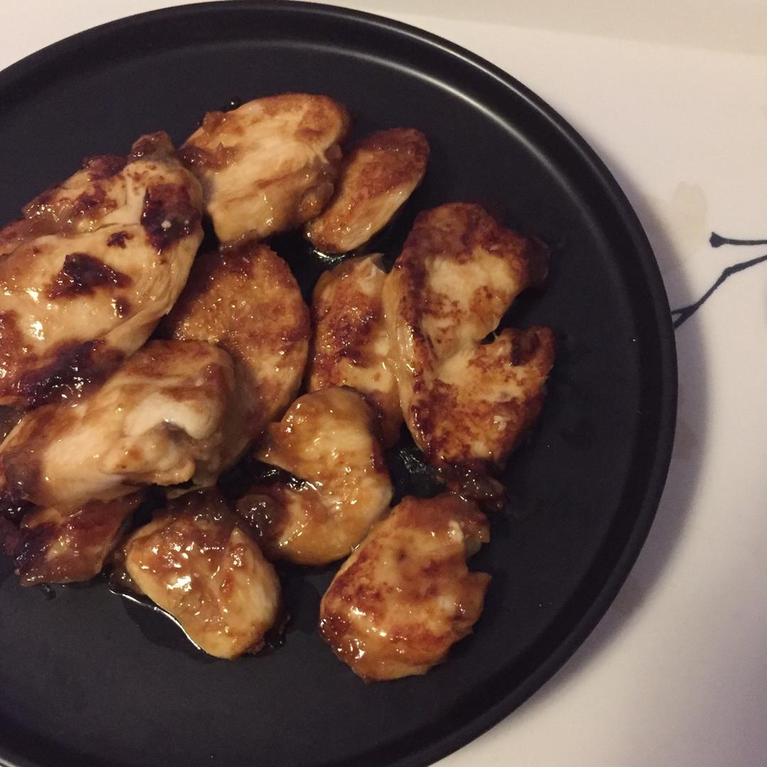 foundz做的健身厨男版:香煎滑嫩鸡胸肉,全网最流行的鸡胸吃法!