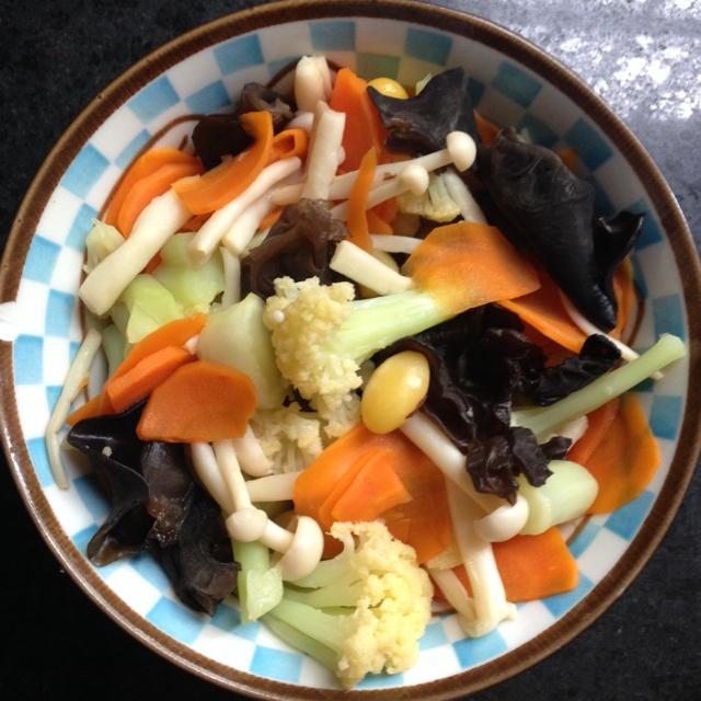 木耳菌菇小炒—我的轻素食（2）的做法