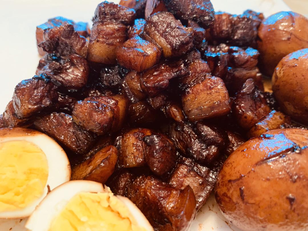 红烧肉卤蛋的做法