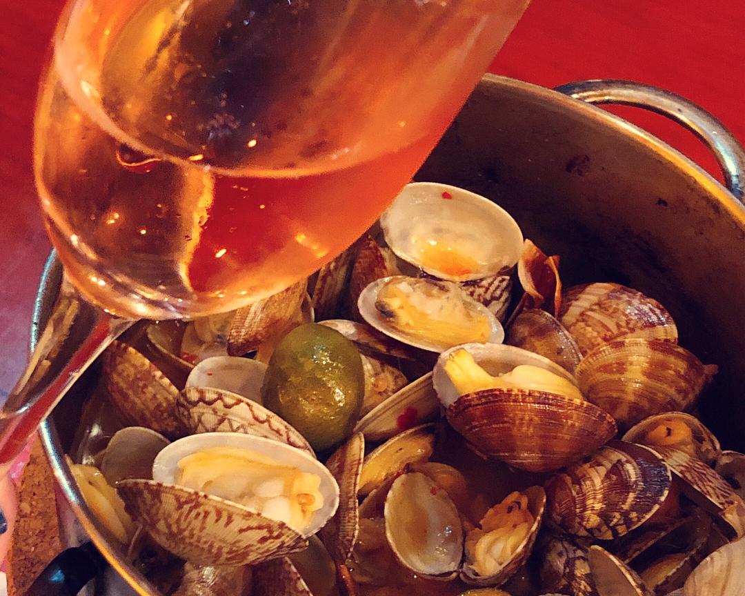 泰式酸辣炒蛤蜊～绝味下酒菜