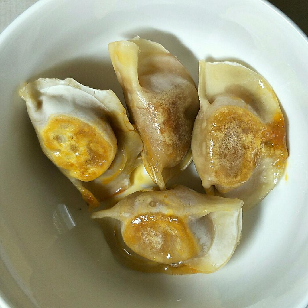 懒人版-电饭煲煎饺