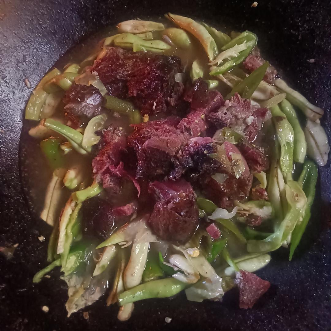 长豆角炒腊肉