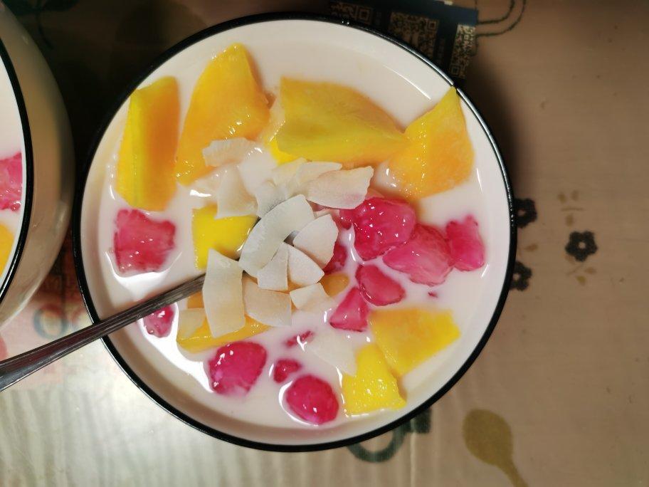 泰式红宝石糖水