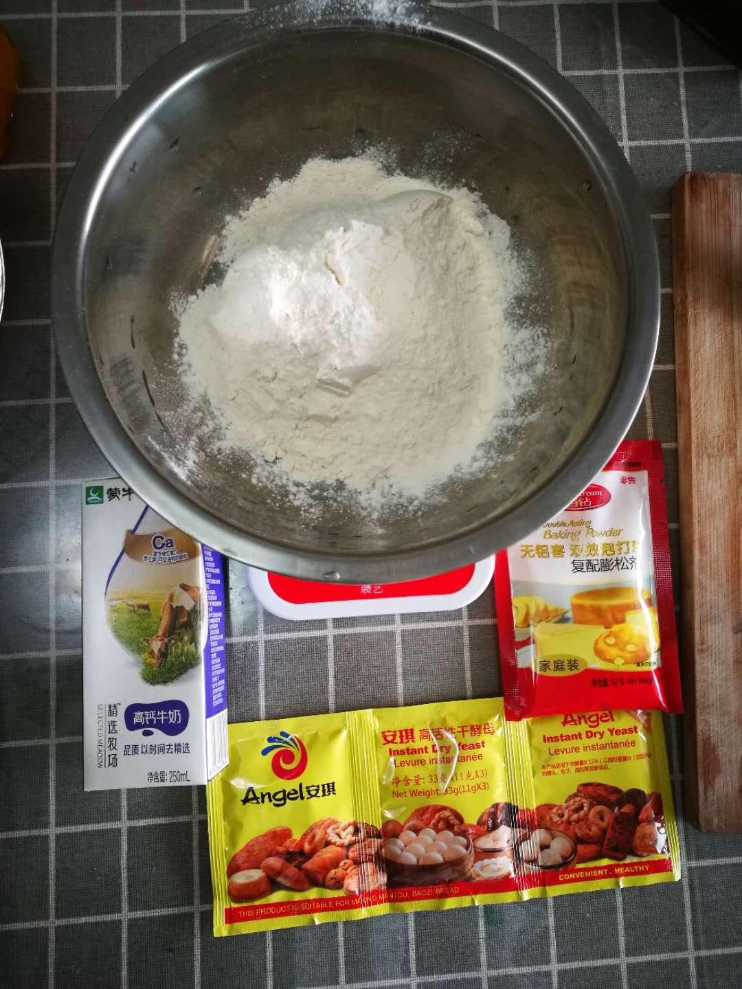 纯奶手撕吐司的做法 步骤1