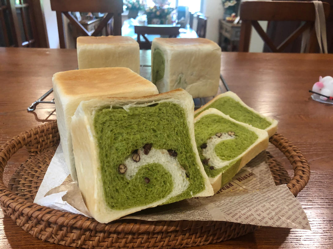 双色吐司 抹茶蜜豆老面吐司🍞