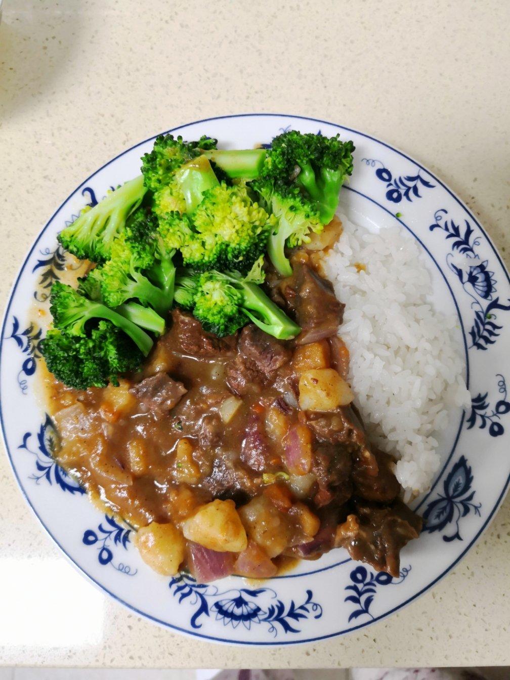超简单—咖喱牛肉饭