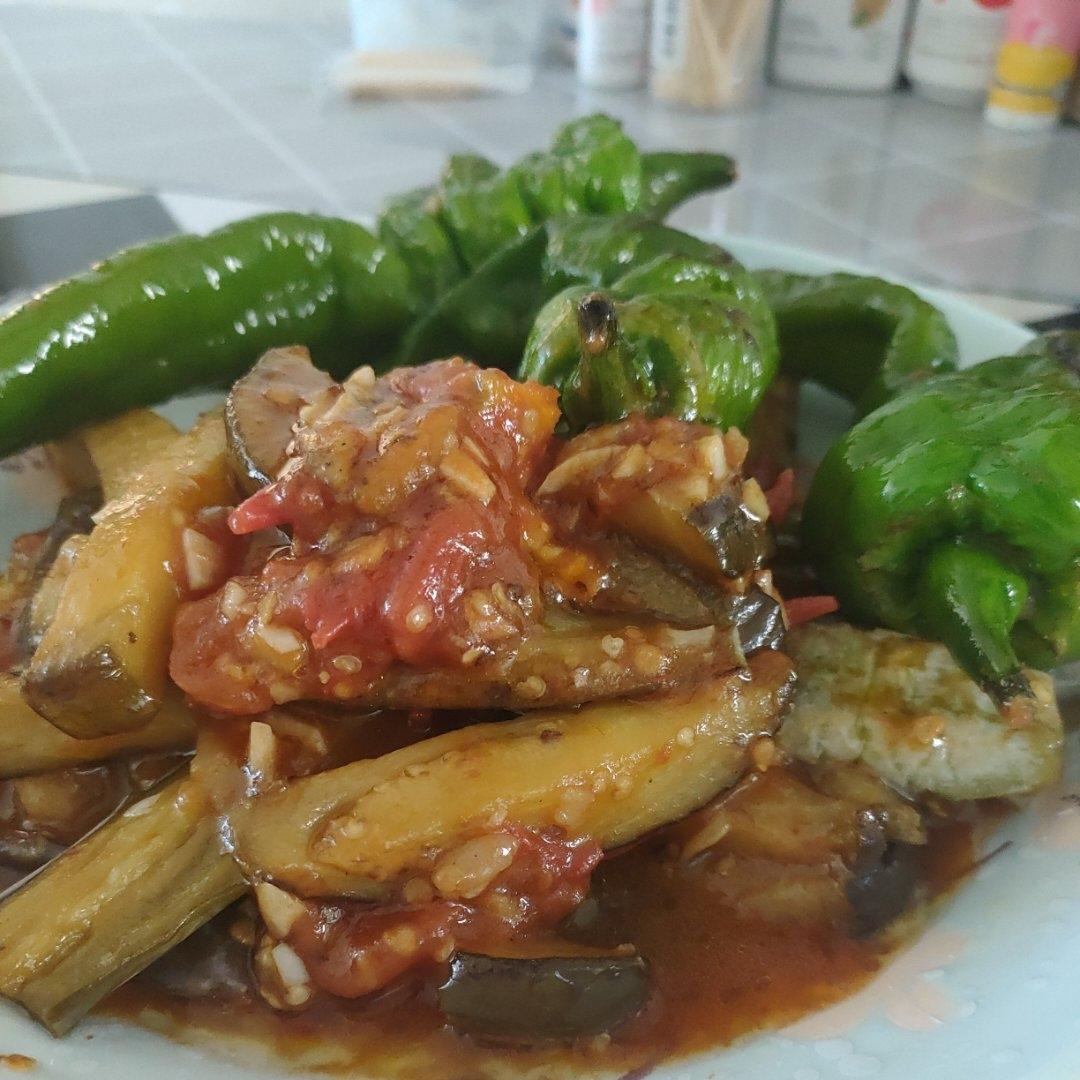 虎皮辣子烧茄子