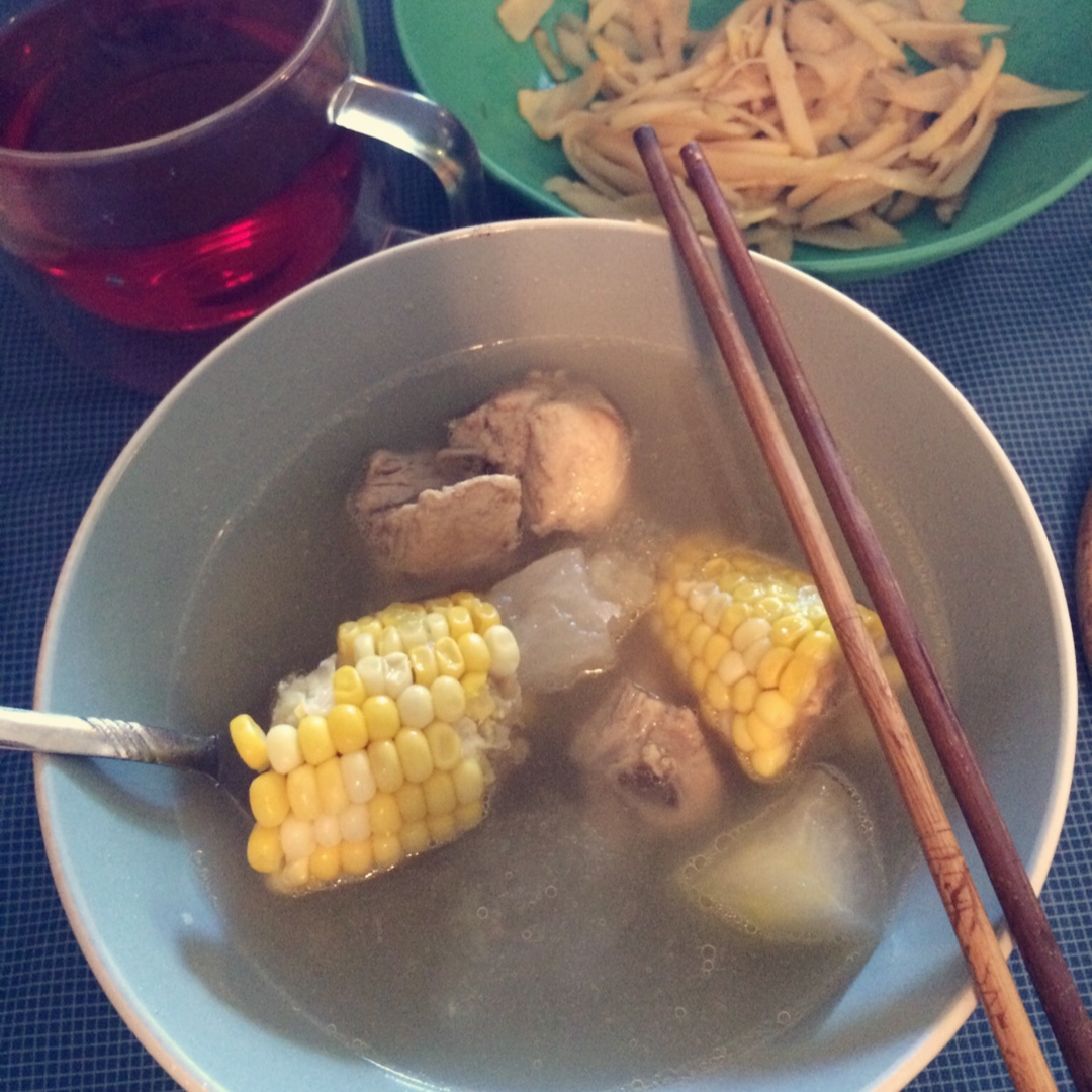 玉米排骨汤