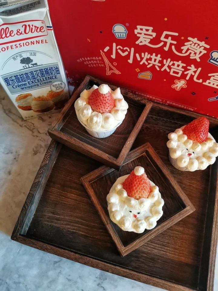 经典圣诞纸杯蛋糕，有爱的圣诞礼盒