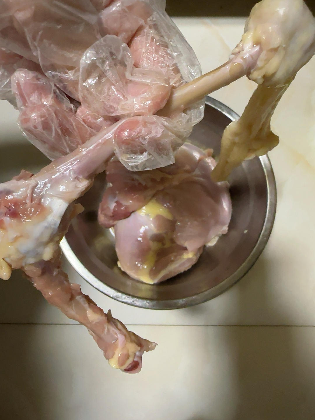 鸡腿去骨