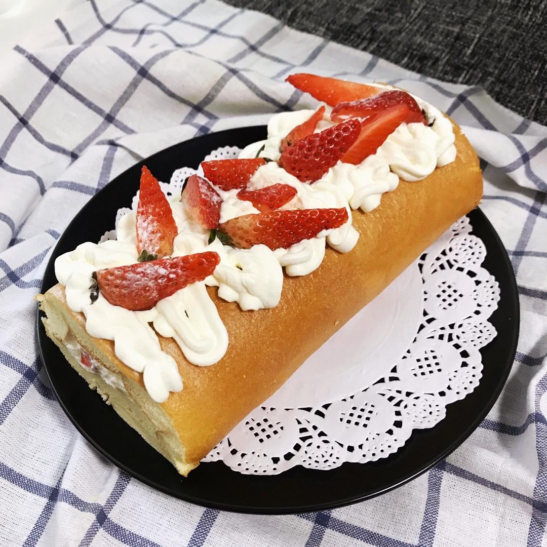 草莓奶油卷/O卷/小山卷