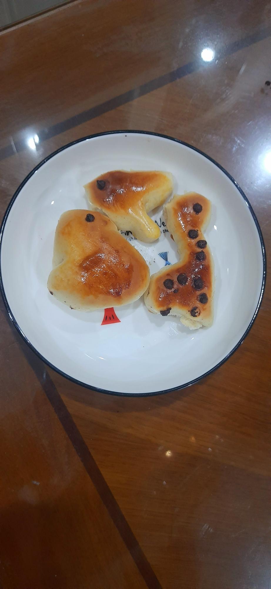 卡通炼乳一次发酵小面包的做法