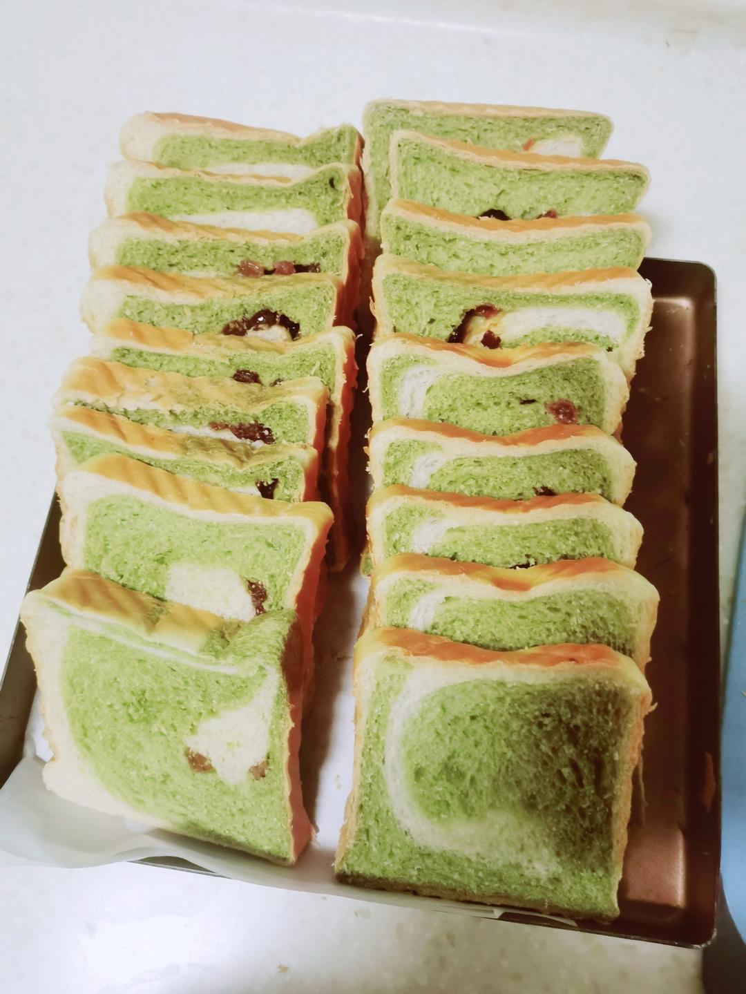 抹茶蜜豆吐司