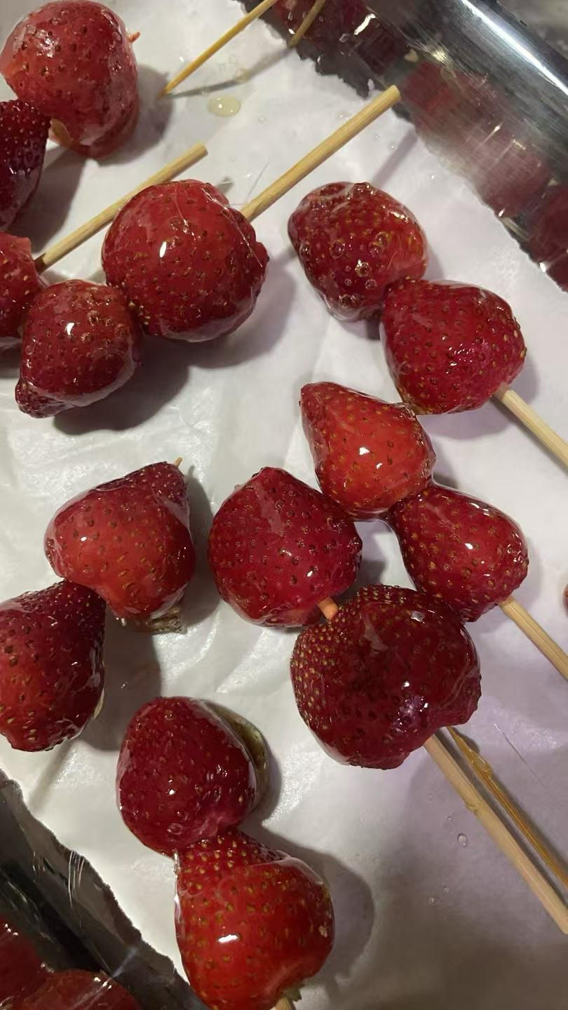 玲珑剔透：不会化糖的网红mini糖葫芦。