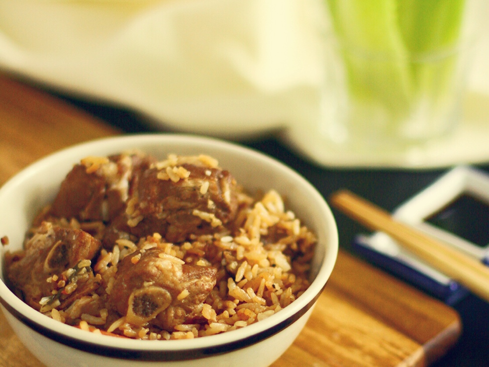 飘香排骨饭（电饭锅铸铁锅之快手饭）