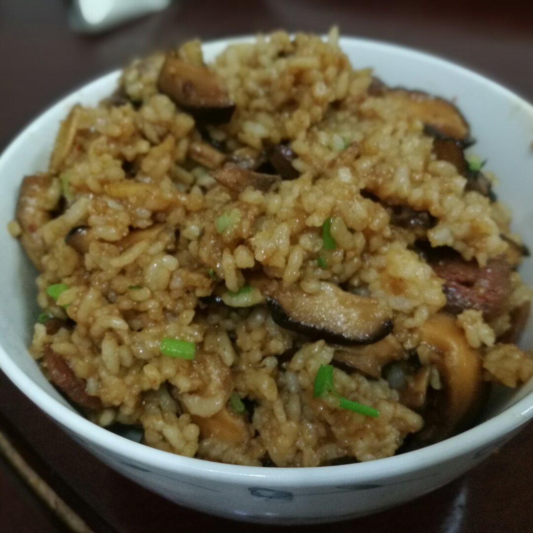 香菇腊肠饭