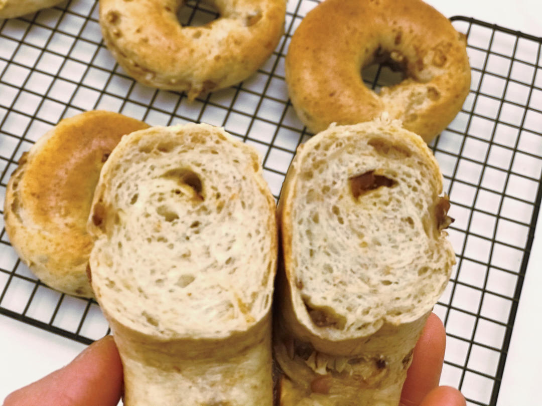 红糖红枣核桃贝果