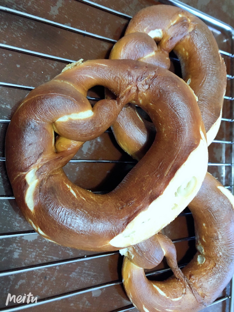 最详细的碱水包 【德国结面包 布雷结面包】有关碱水面包Brezel的一切 Bretzel Brezen Pretzel