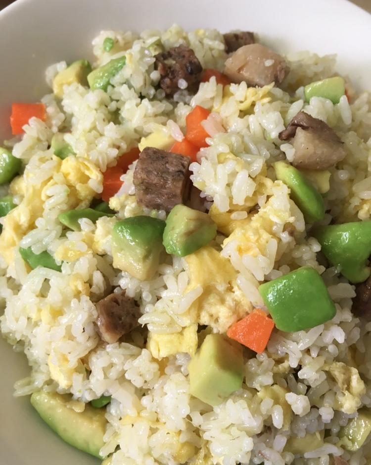 牛油果炒饭