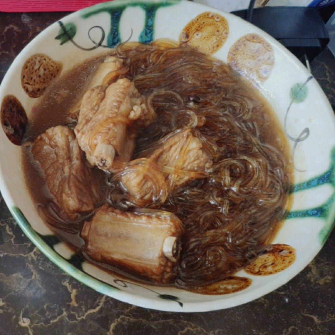 排骨炖粉条~