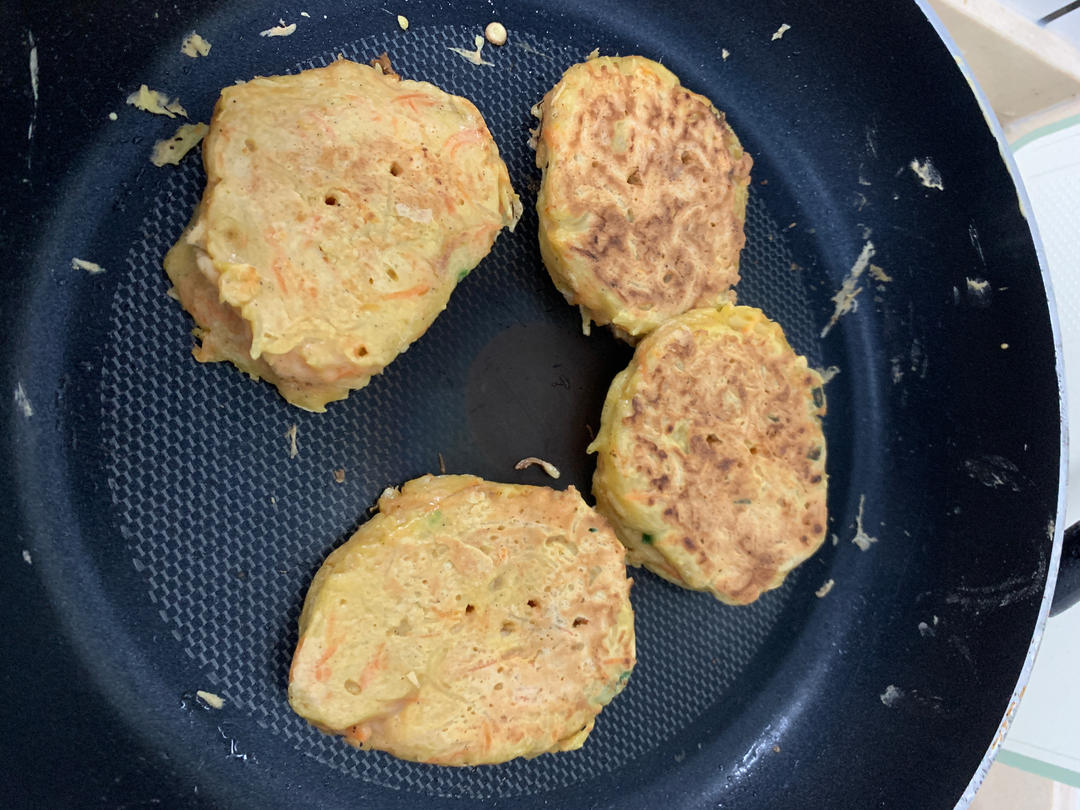 土豆饼(土豆胡萝卜丝饼)