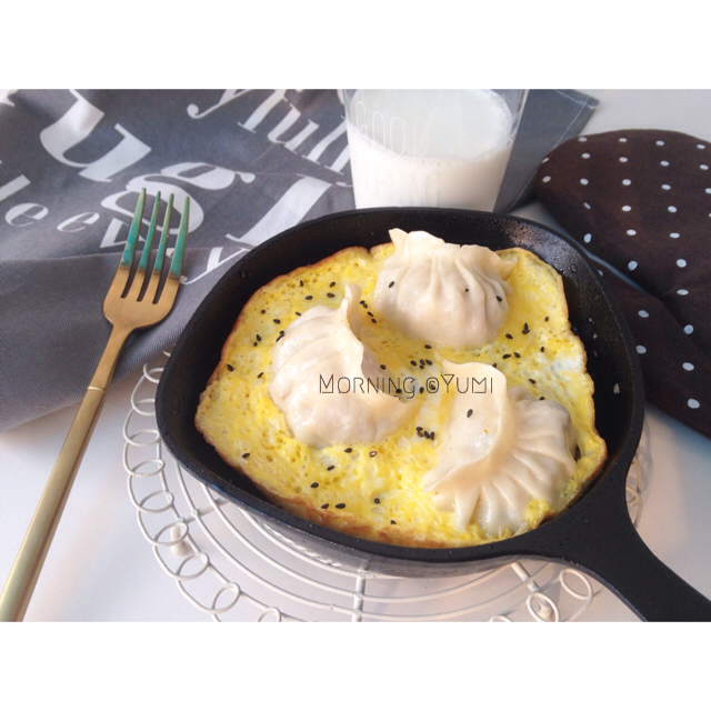 蛋抱煎饺（速冻饺）