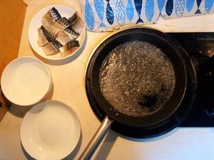 鲭鱼（青花鱼）味噌煮的做法 步骤1