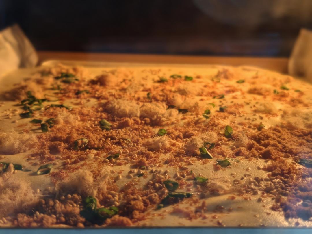 香葱海苔肉松芝麻蛋糕卷