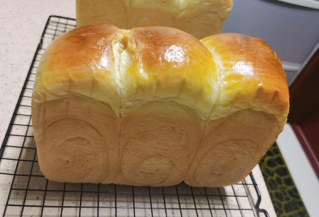 和云朵一样柔软的北海道牛奶吐司