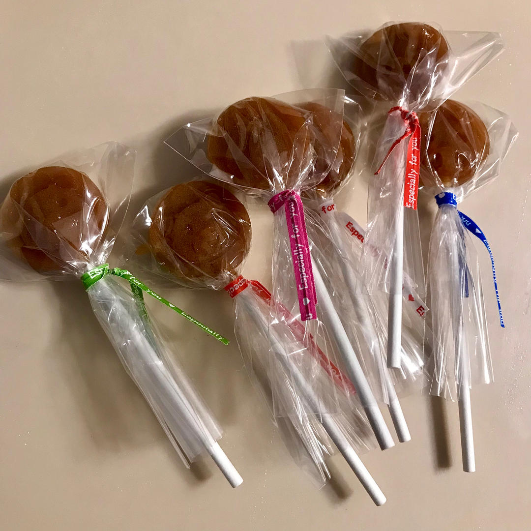 哄娃神器！4步自制雪梨棒棒糖，润肺止咳又解馋！