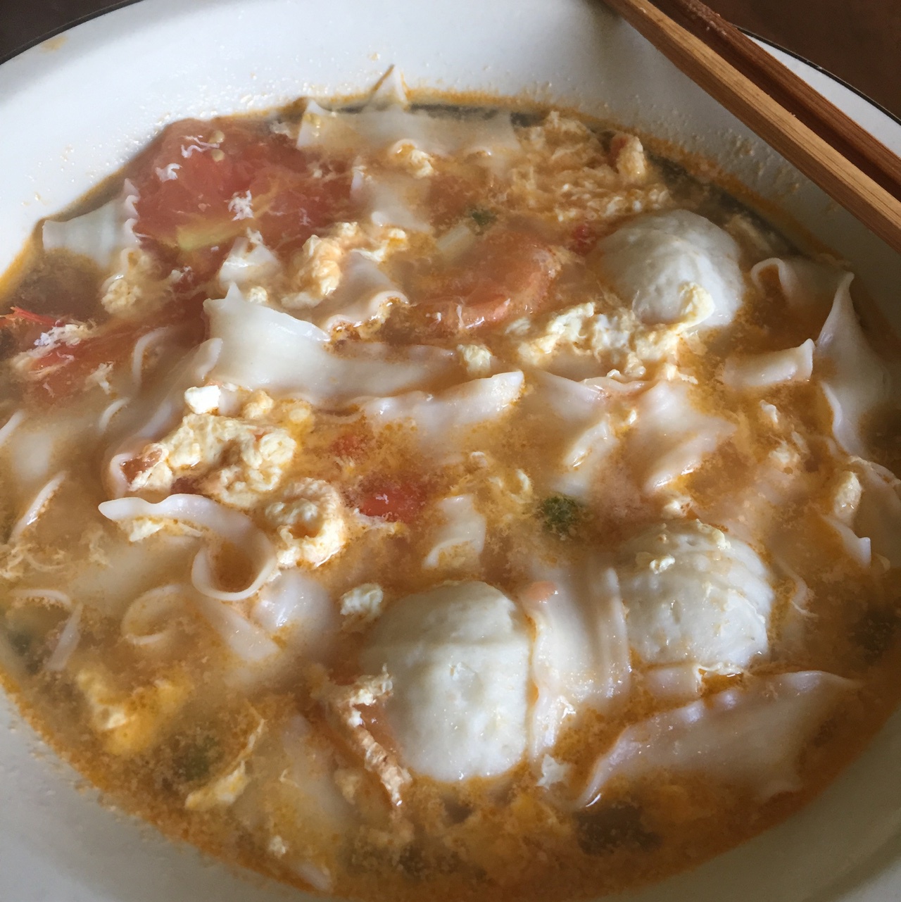 番茄刀削面